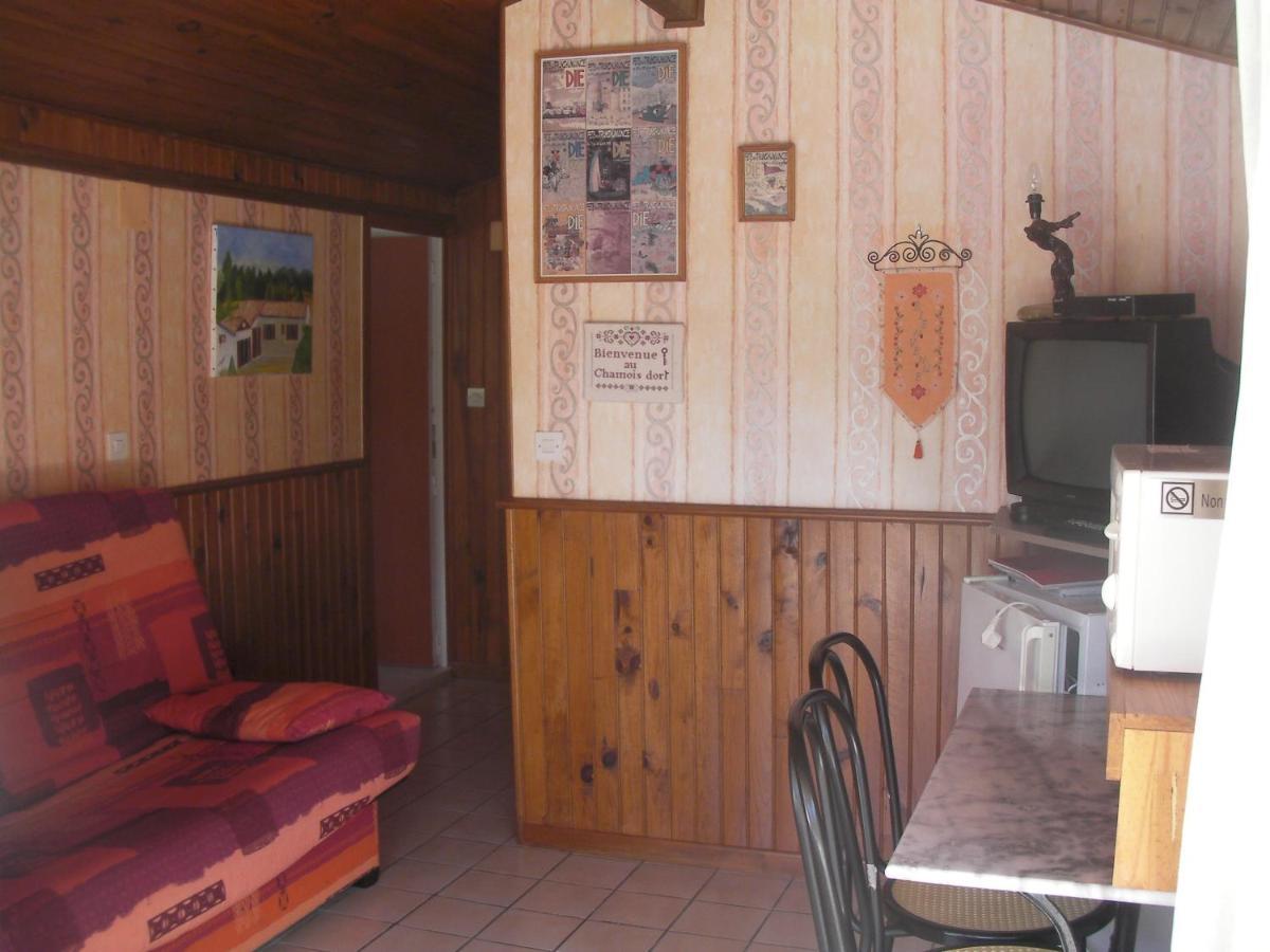 Bed and Breakfast Le Chamois Dort à Die Extérieur photo